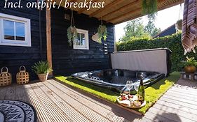 B&B The Wellness Cottage
